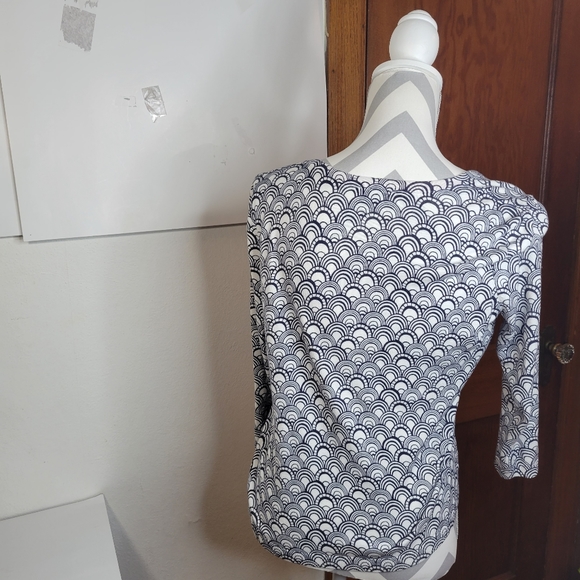 Womans Talbots Navy/White Fish Scale Design Button Front Cardigan Size SP - Picture 5 of 8